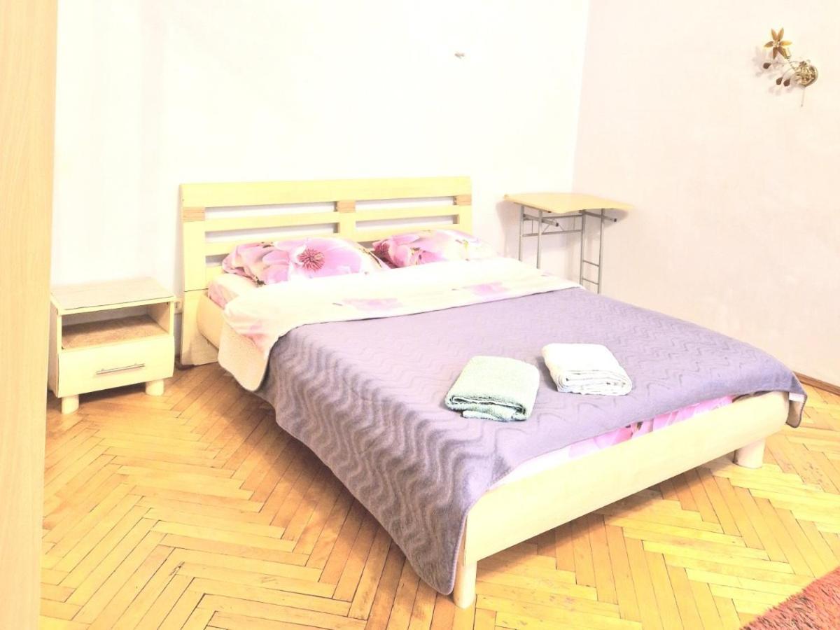 Apartments On Sholom Aleichem Та Ще Варіант Поруч Lviv Exterior photo