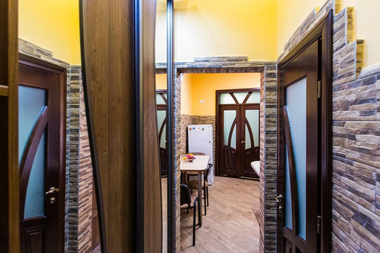Apartments On Sholom Aleichem Та Ще Варіант Поруч Lviv Exterior photo
