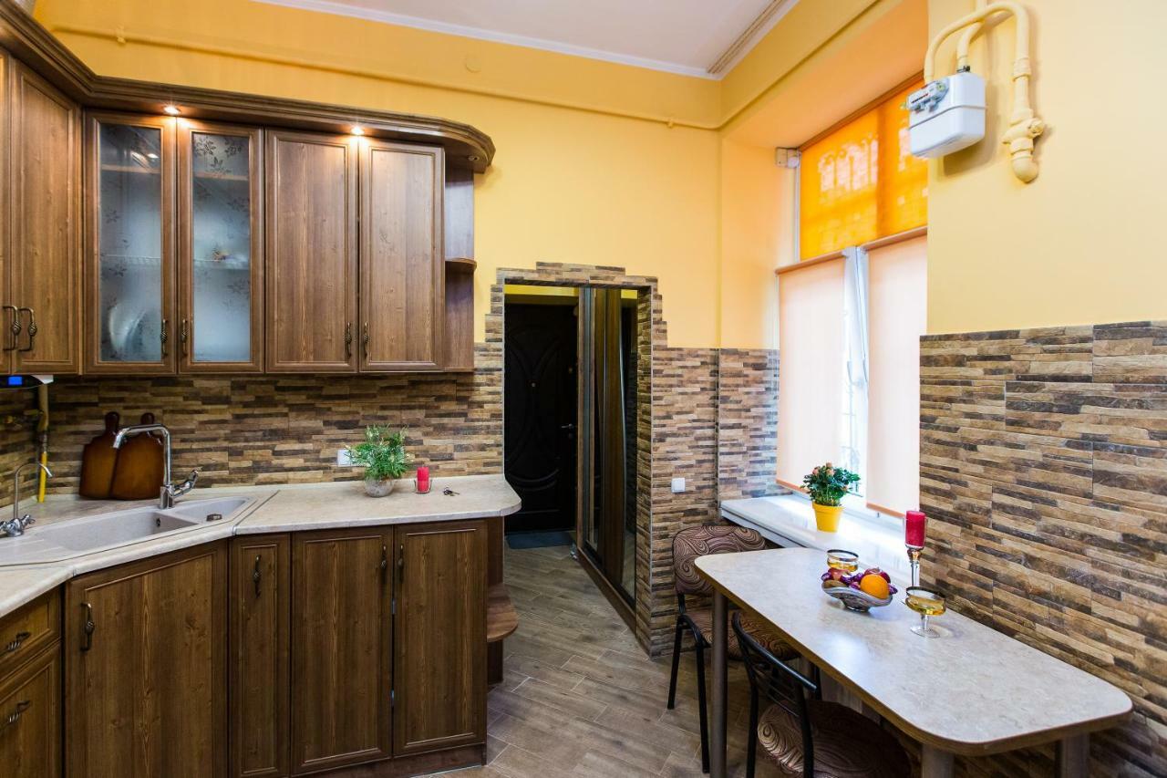 Apartments On Sholom Aleichem Та Ще Варіант Поруч Lviv Exterior photo
